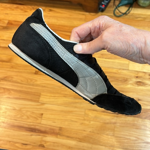 Vintage PUMA Slip On Sneakers Black and Silver - Picture 8 of 13